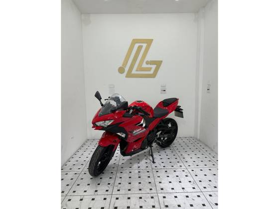 KAWASAKI NINJA 400 KAWASAKI NINJA 400